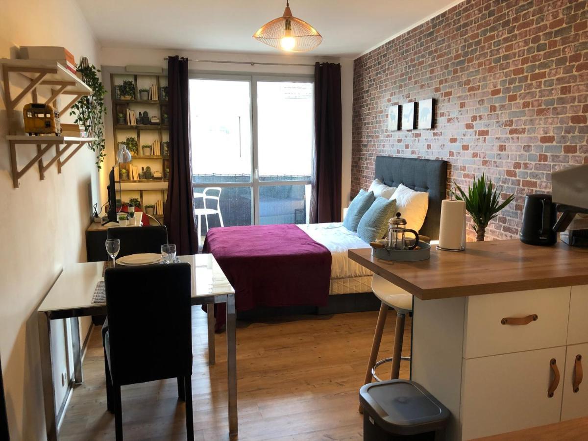 Studio Avec Balcon & Parking Gratuit - Tours Gare ภายนอก รูปภาพ